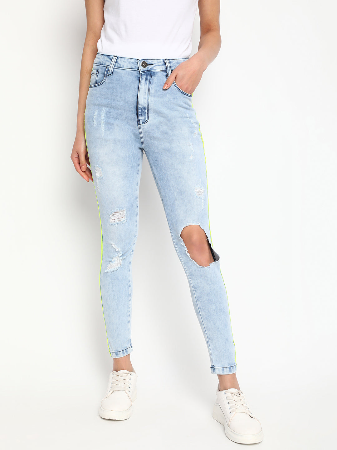 Distressed Skinny Fit Jeans