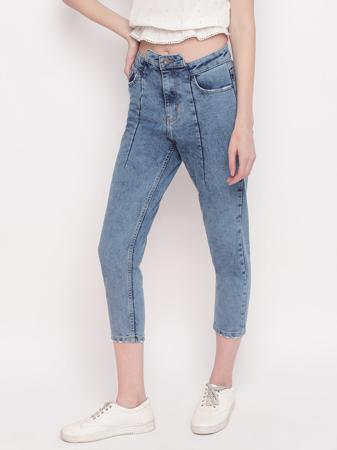 Women High Low Belt And Hem Detailed Slim Fit Denim Jeans
