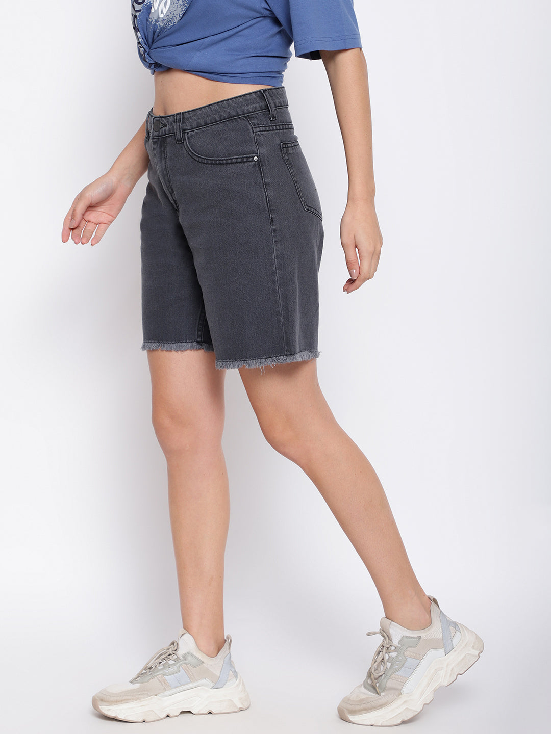 Charcoal Shorts With Fray Hem