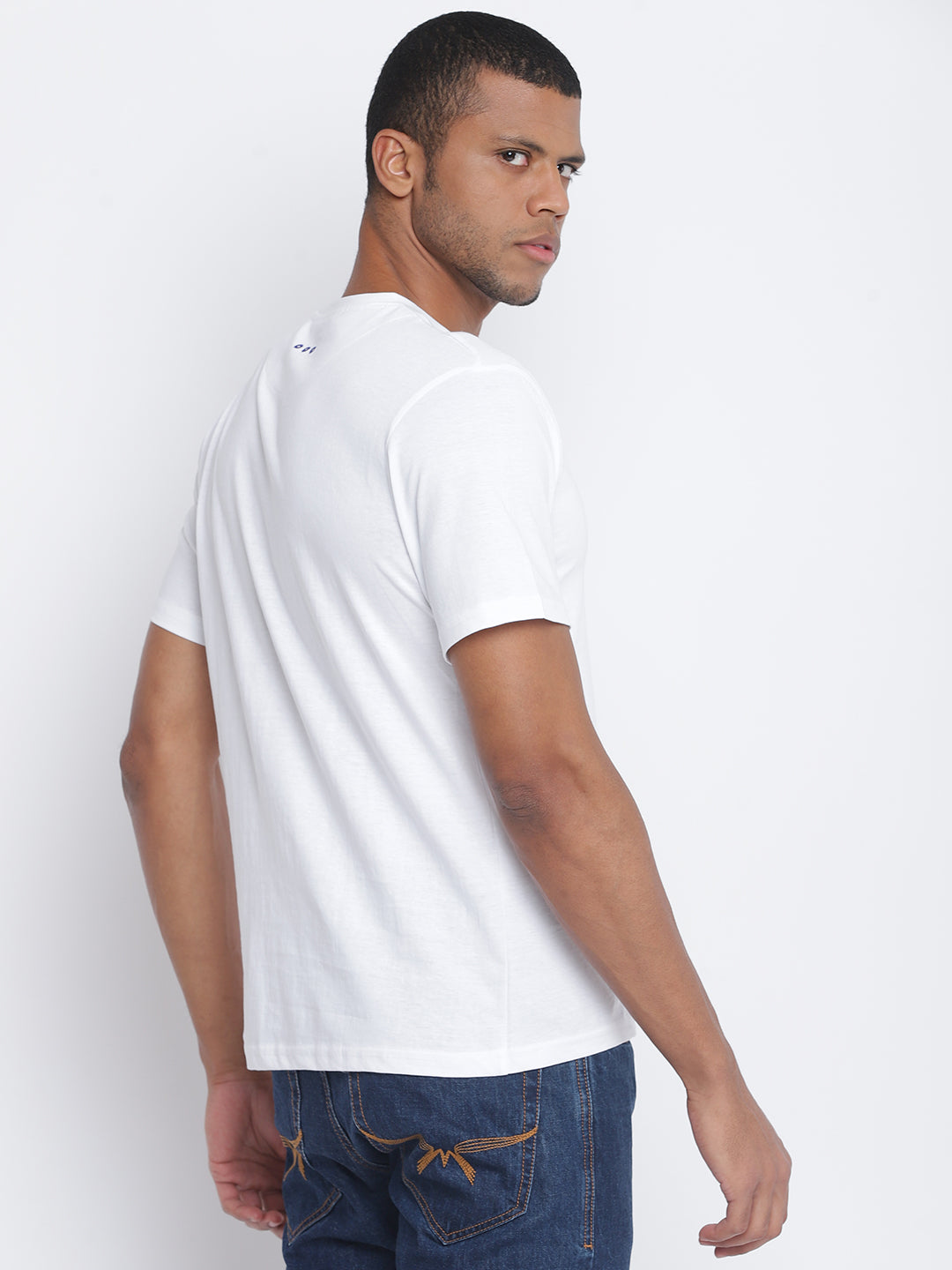 Men White Pantone T-shirt