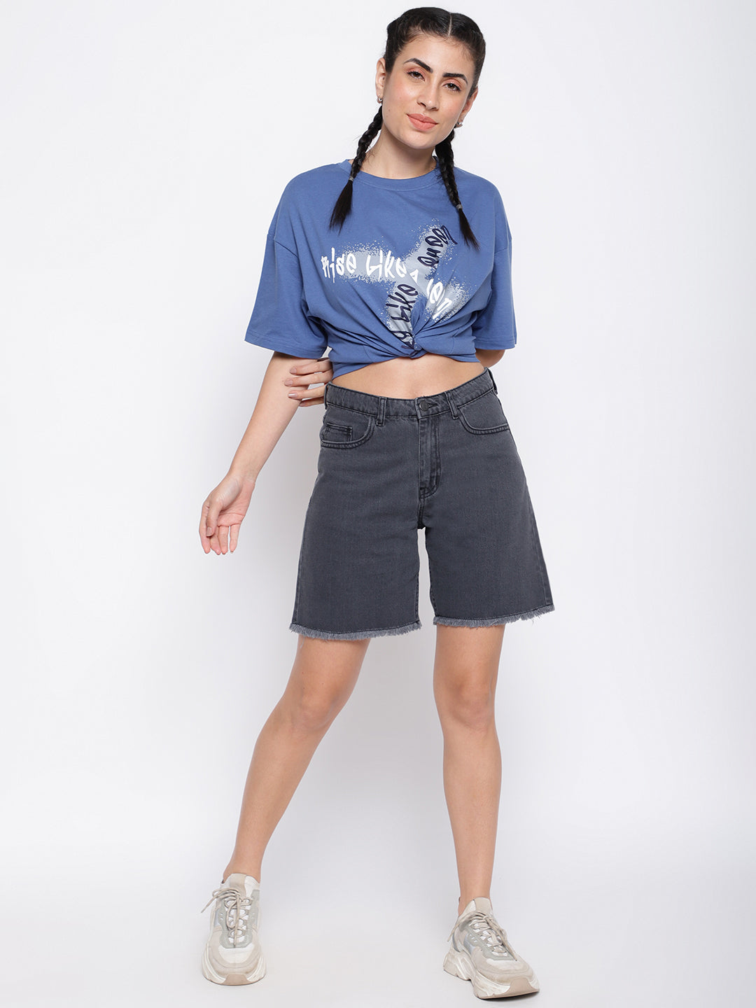Charcoal Shorts With Fray Hem