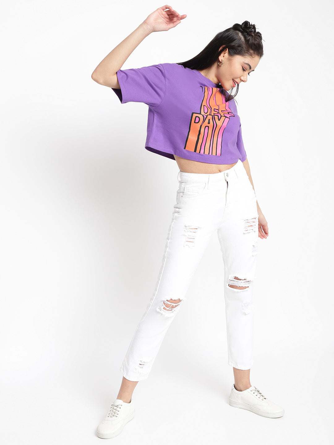Women White Distressed Mom Fit Denim Jeans