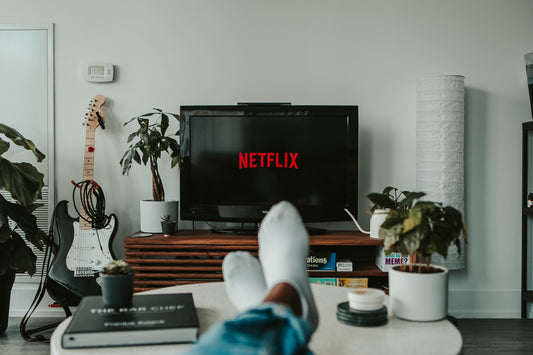 Hidden Thriller/Horror gems to watch on Netflix India while cozying around in your favourite boyfriend jeans.