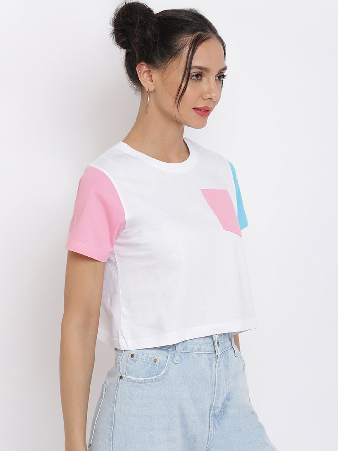 Women White Pantone Crop T-shirt